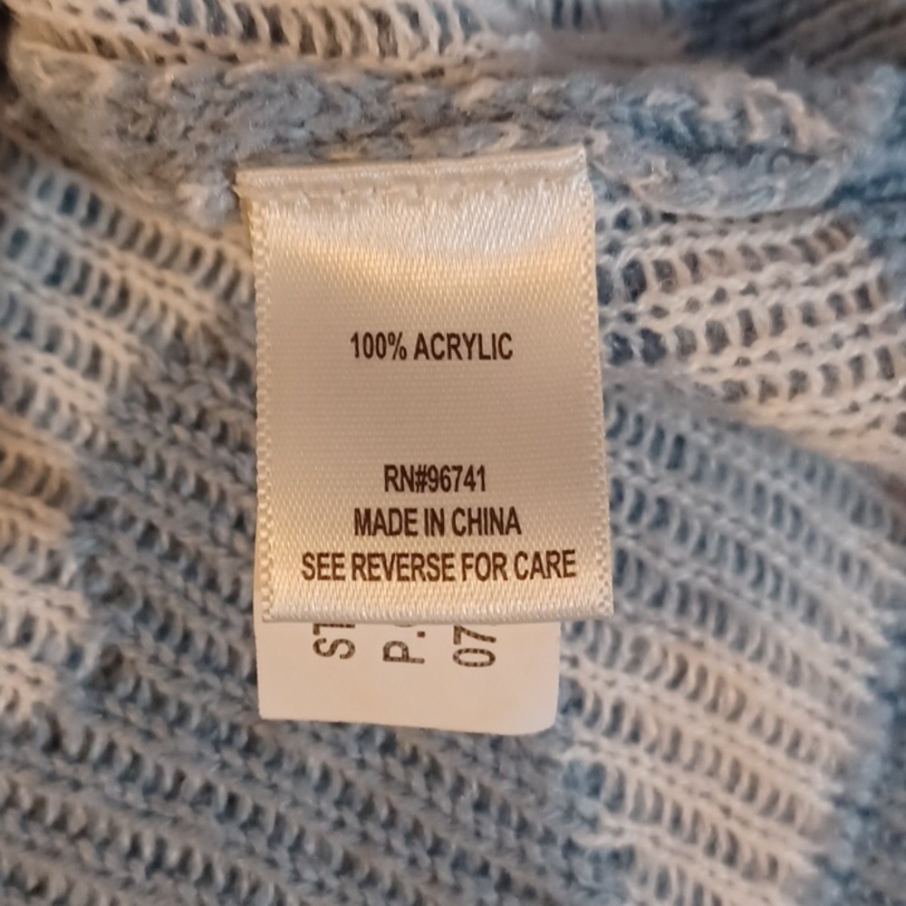 BELLE DU JOUR, SWEATER, WITH AEROPOSTALE HIGH RISE FLARE JEANS, SIZE 000. - Picture 12 of 15